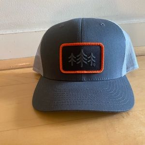 Grey SnapBack men’s hat